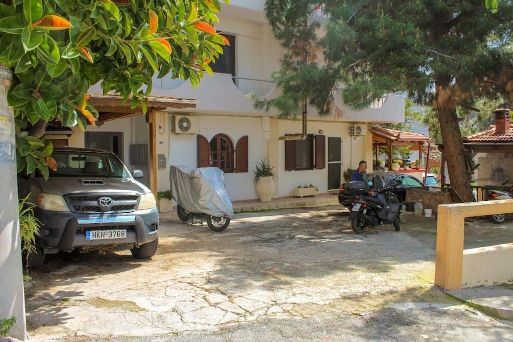 Afroditi'S Guest House Iraklio Exteriér fotografie